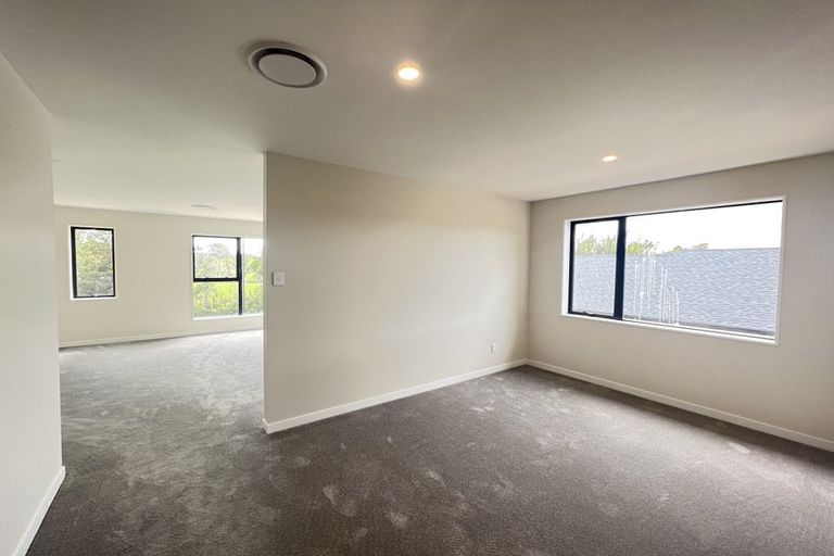 Photo of property in 23 Sidwell Road, Wainui, 0932