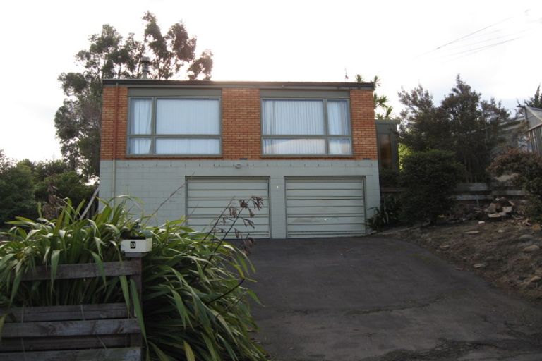 Photo of property in 16 Calypso Place, Rothesay Bay, Auckland, 0630