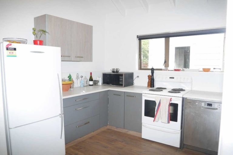 Photo of property in 9 Kew Grove, Raumati Beach, Paraparaumu, 5032