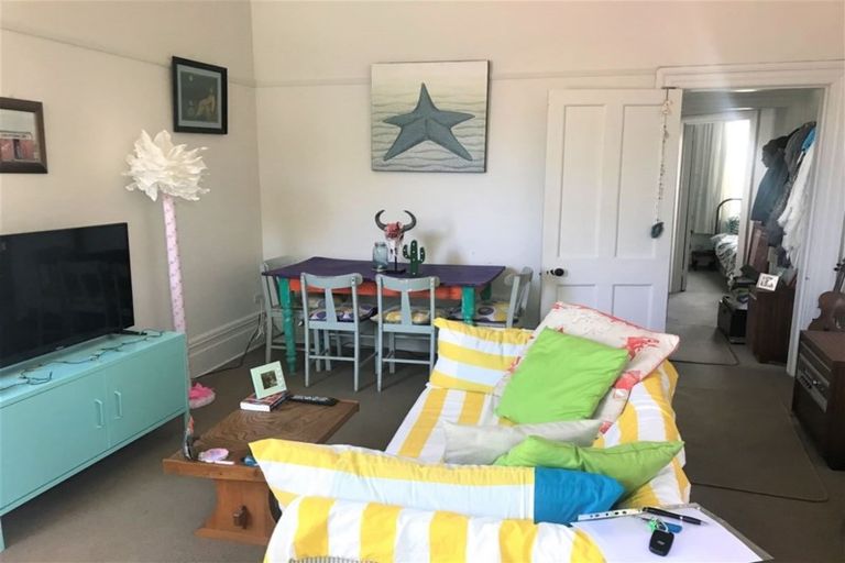 Photo of property in 38a Hereford Street, West End, Palmerston North, 4410