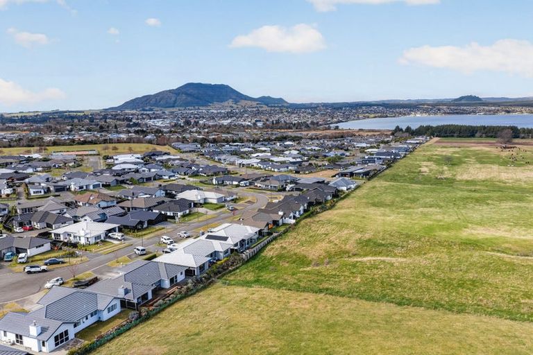 Photo of property in 19 Mayfly Grove, Nukuhau, Taupo, 3330