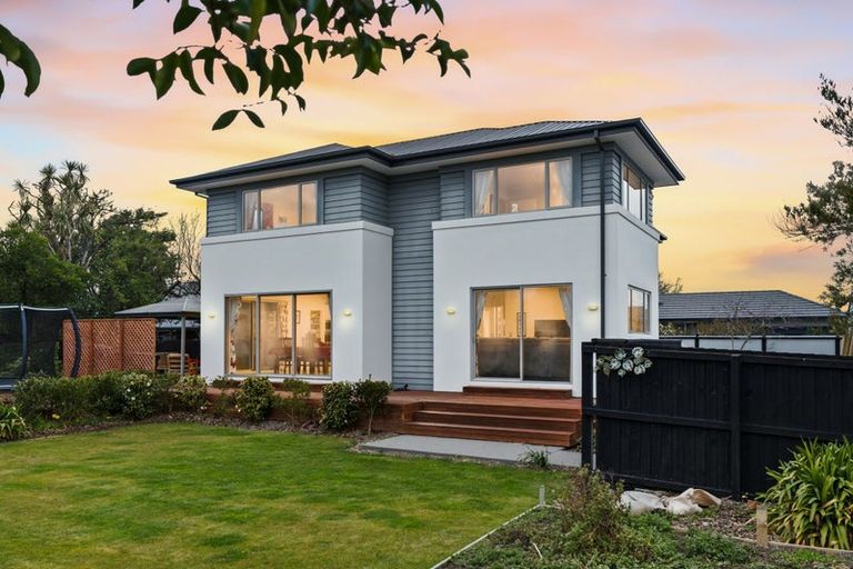 Photo of property in 345 Estuary Road, South New Brighton, Christchurch, 8062