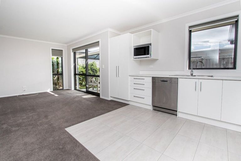Photo of property in 1/11 Dover Road, Saint Andrews, Hamilton, 3200
