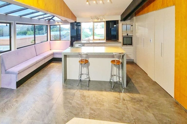 Photo of property in 1022 Whangaparaoa Road, Tindalls Beach, Whangaparaoa, 0930