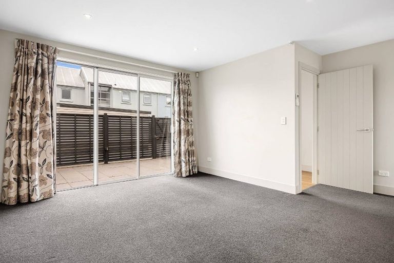 Photo of property in 1/966 Colombo Street, St Albans, Christchurch, 8014