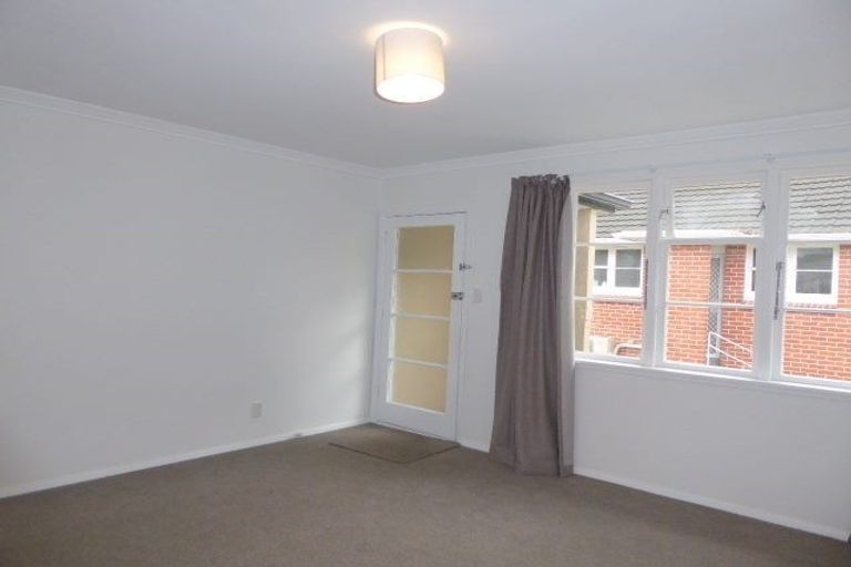 Photo of property in 2/1003 Fergusson Drive, Ebdentown, Upper Hutt, 5018