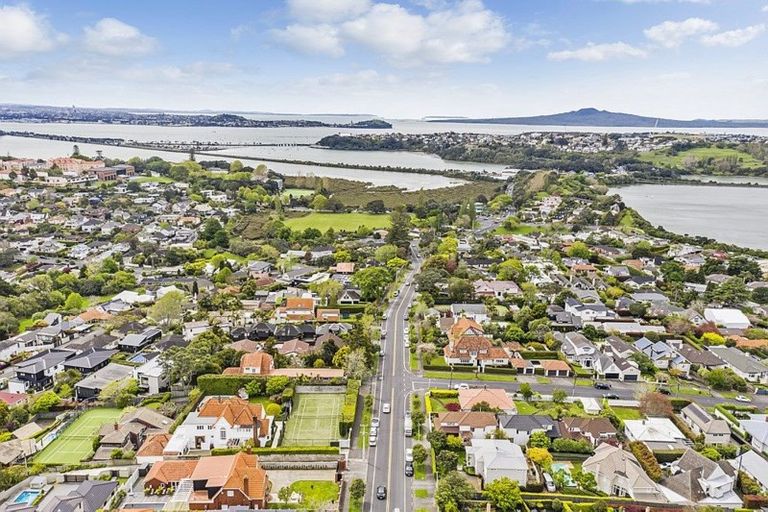 Photo of property in 144 Orakei Road, Remuera, Auckland, 1050