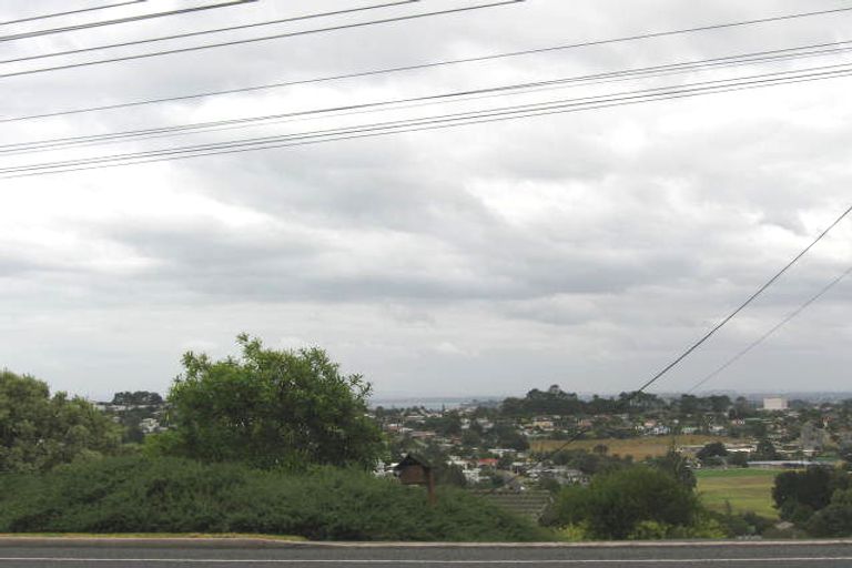 Photo of property in 263 Sunset Road, Sunnynook, Auckland, 0632