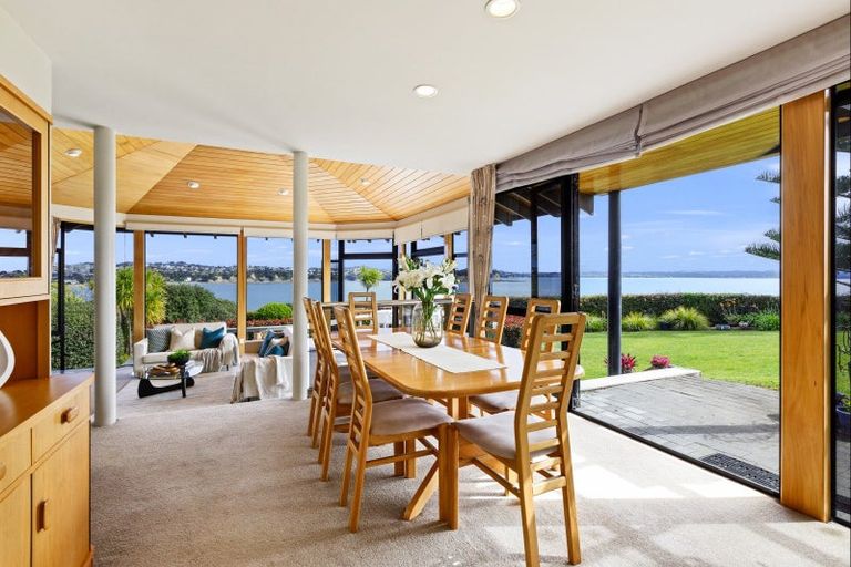 Photo of property in 26 The Crescent, Tindalls Beach, Whangaparaoa, 0930
