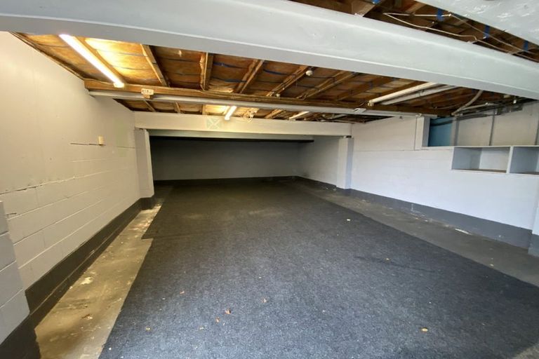 Photo of property in 12 Trinidad Road, Sunnynook, Auckland, 0620