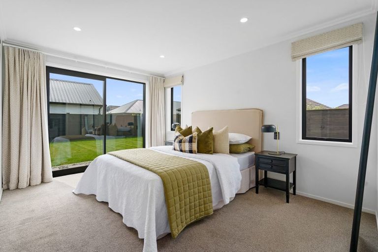 Photo of property in 28 Isobel Hodgson Drive, Cambridge, 3434