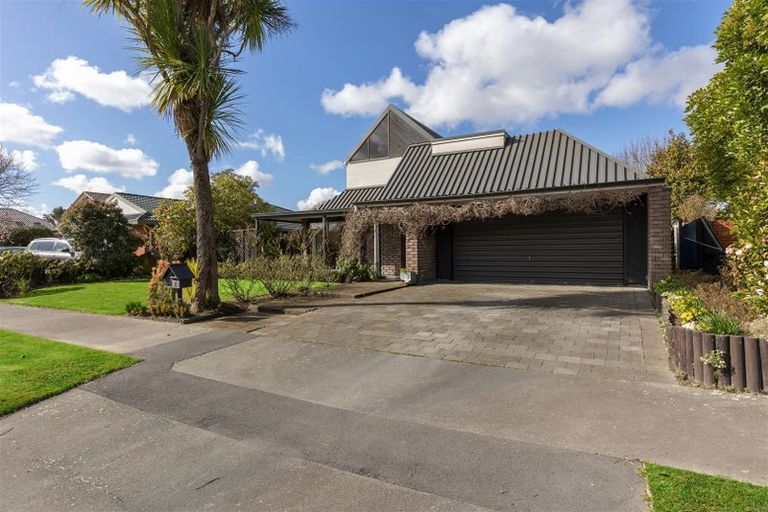 Photo of property in 4 Godfrey Place, Ilam, Christchurch, 8041