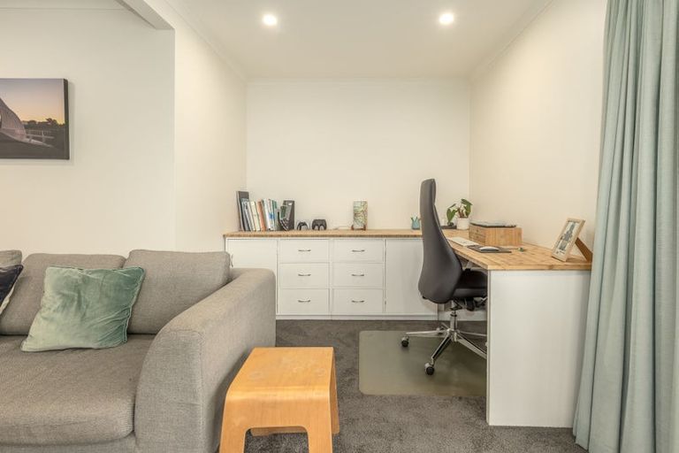 Photo of property in 14 Walton Road, Paraparaumu Beach, Paraparaumu, 5032