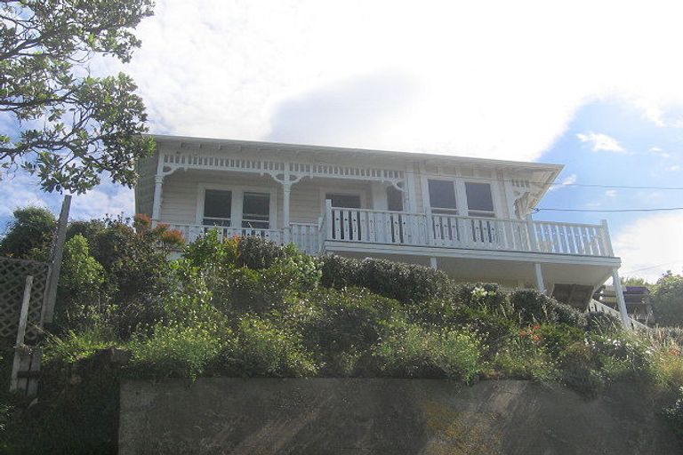 Photo of property in 82 Moana Road, Kelburn, Wellington, 6012