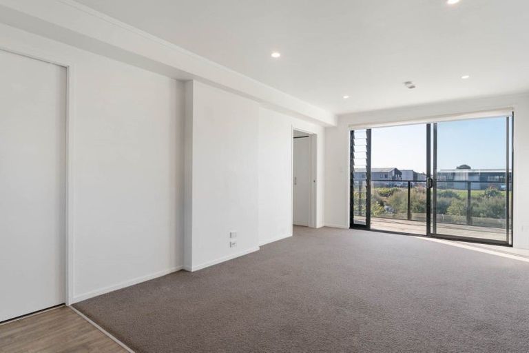 Photo of property in 10/22 Ashley Place, Papamoa Beach, Papamoa, 3118