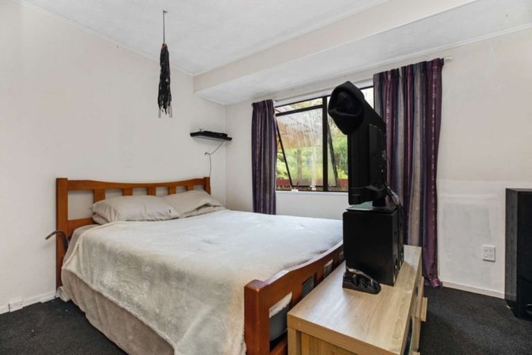 Photo of property in 22 Alidade Place, Massey, Auckland, 0614