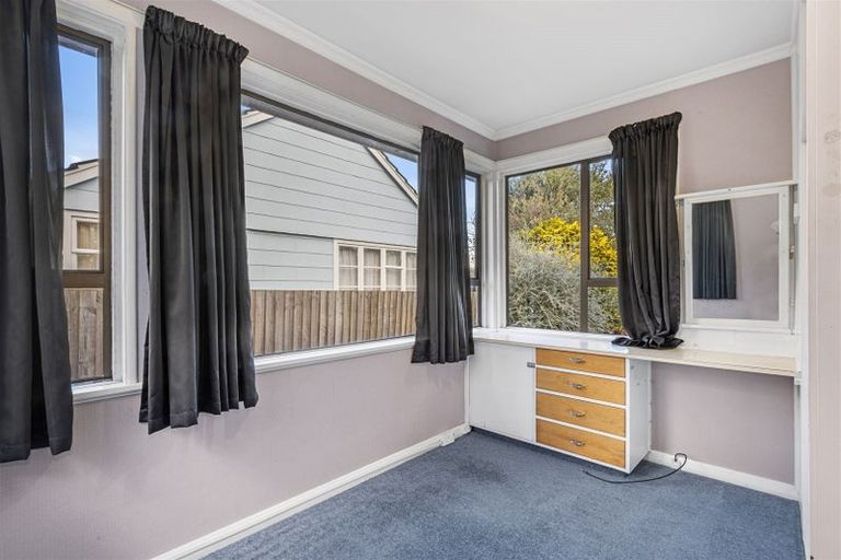 Photo of property in 6 Hillary Crescent, Upper Riccarton, Christchurch, 8041