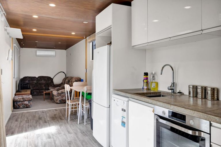 Photo of property in 44 Oberon Street, Stratford, 4332