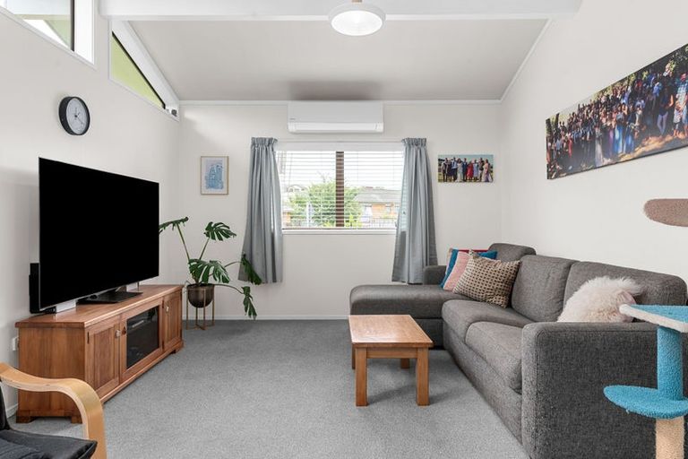 Photo of property in 198 Newcastle Road, Nawton, Hamilton, 3200