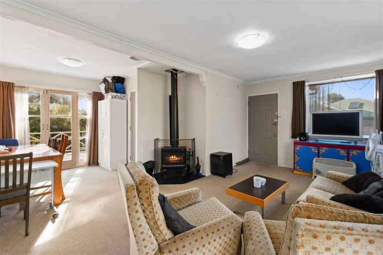 Photo of property in 64 Te Rangitautahanga Road, Turangi, 3334