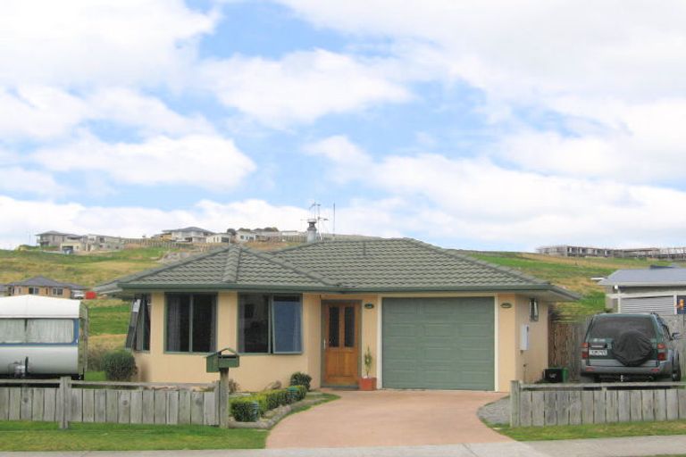 Photo of property in 4 Tawai Dell, Pyes Pa, Tauranga, 3112