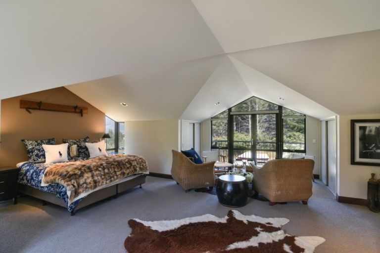 Photo of property in 41 Precipice Lane, Glenorchy, 9372