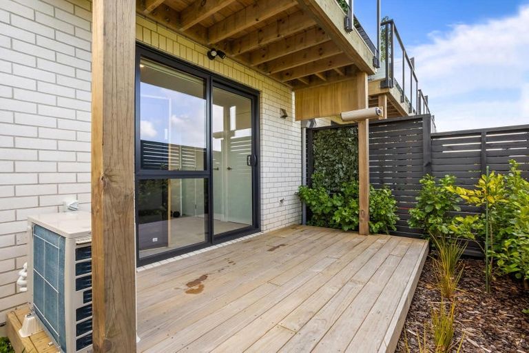 Photo of property in 19/23 Makomako Drive, Orewa, 0931