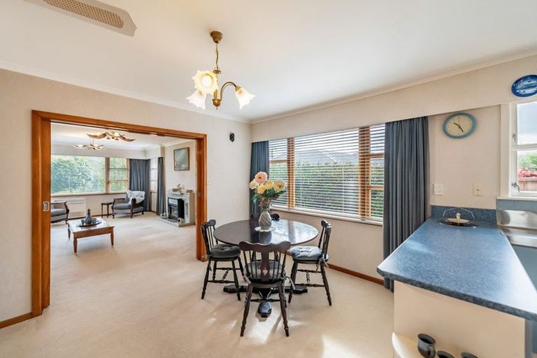 Photo of property in 22 Pempsey Street, Silverstream, Upper Hutt, 5019