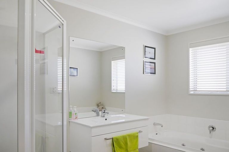 Photo of property in 6 Greenfield Place, Twizel, 7901