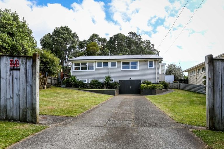 Photo of property in 60 Clawton Street, Westown, New Plymouth, 4310