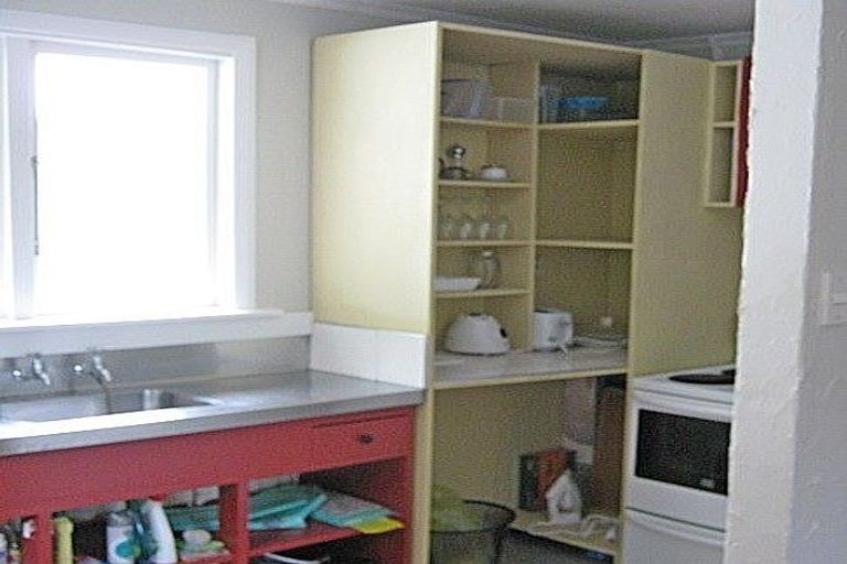 Photo of property in 21a Akatea Street, Berhampore, Wellington, 6023