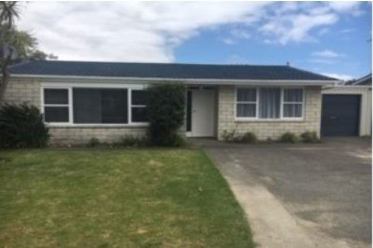 Photo of property in 2 Allen Road, Raumati Beach, Paraparaumu, 5032