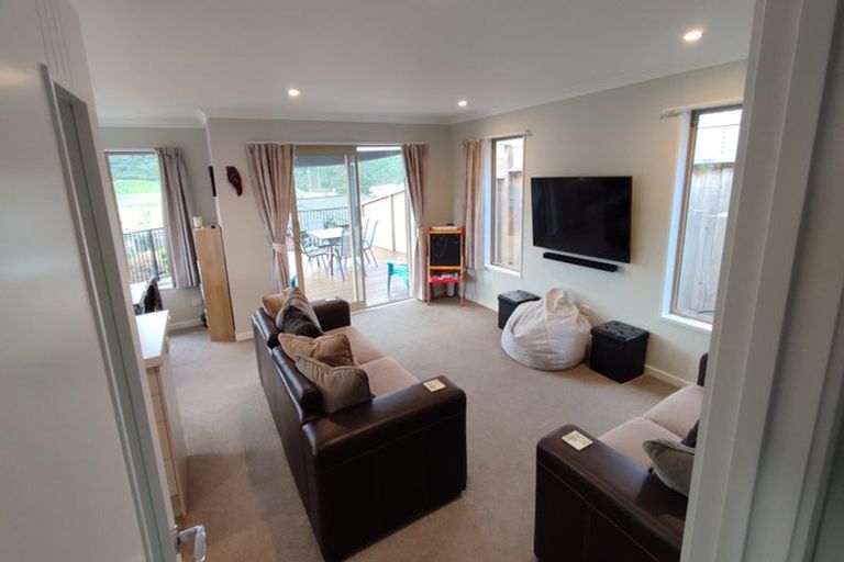 Photo of property in 2 Pukeko Place, Picton, 7220