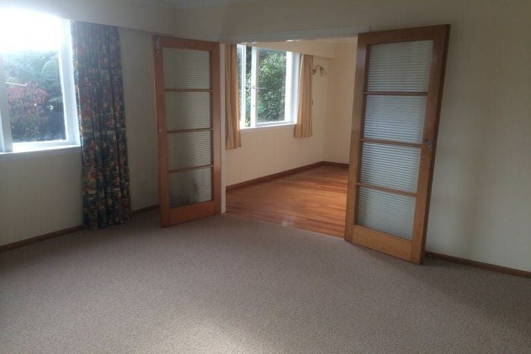 Photo of property in 2/54 Kings Crescent, Hutt Central, Lower Hutt, 5010