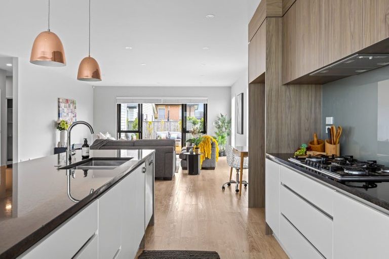 Photo of property in 20 Kiwa Crescent, Gulf Harbour, Whangaparaoa, 0930