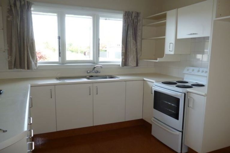 Photo of property in 29 Gleneagles Terrace, Ilam, Christchurch, 8053