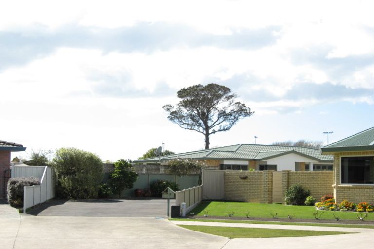Photo of property in 18 Werahika Place, Whakatane, 3120