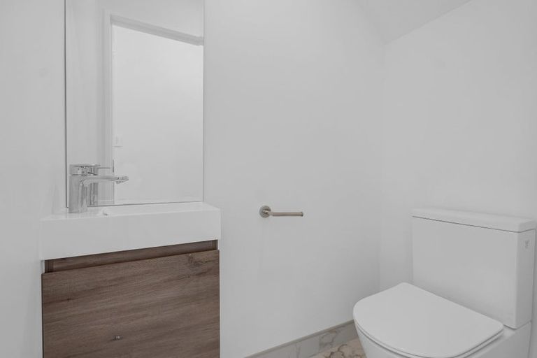 Photo of property in 6/25 Abbotleigh Avenue, Te Atatu Peninsula, Auckland, 0610