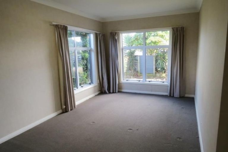 Photo of property in 50b Somerset Street, Brooklands, New Plymouth, 4310