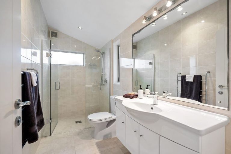 Photo of property in 29 Blue Bell Parade, Omaha, 0986