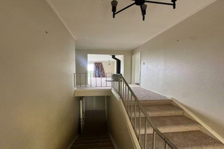 Photo of property in 5 Stapleford Crescent, Browns Bay, Auckland, 0630