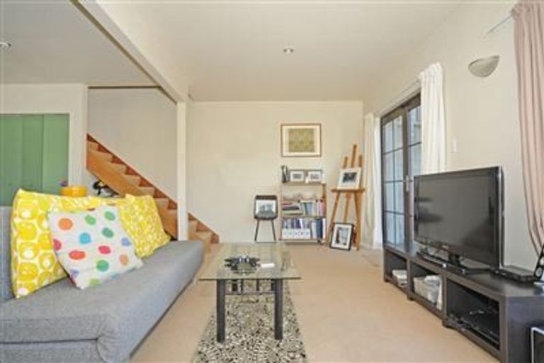 Photo of property in 14 Tyne Street, Island Bay, Wellington, 6023
