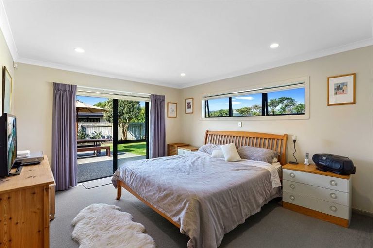 Photo of property in 82 The Drive, Paraparaumu Beach, Paraparaumu, 5032