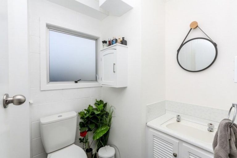 Photo of property in 4 Carver Place, Lynmouth, New Plymouth, 4310