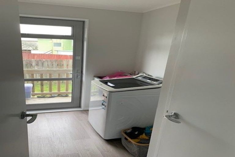 Photo of property in 7b Newland Grove, Henderson, Auckland, 0610