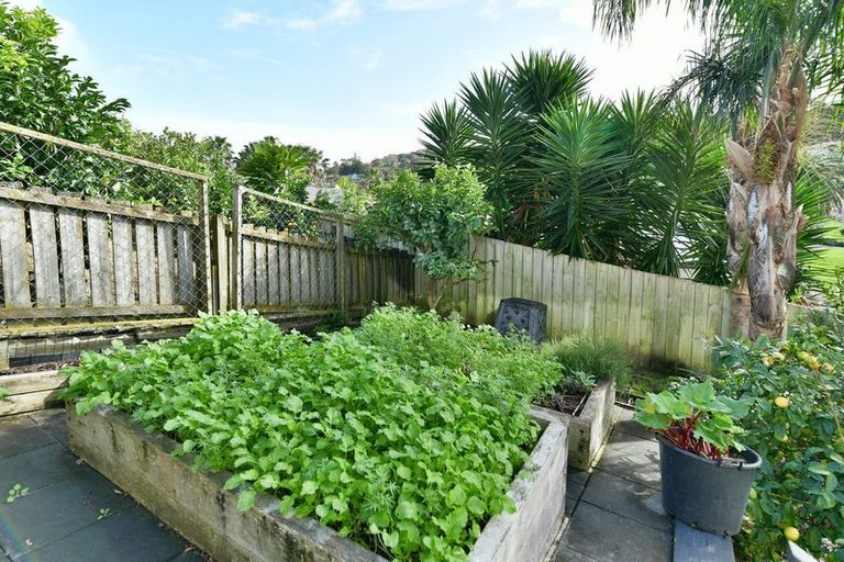 Photo of property in 27 Coralsea Way, Arkles Bay, Whangaparaoa, 0932