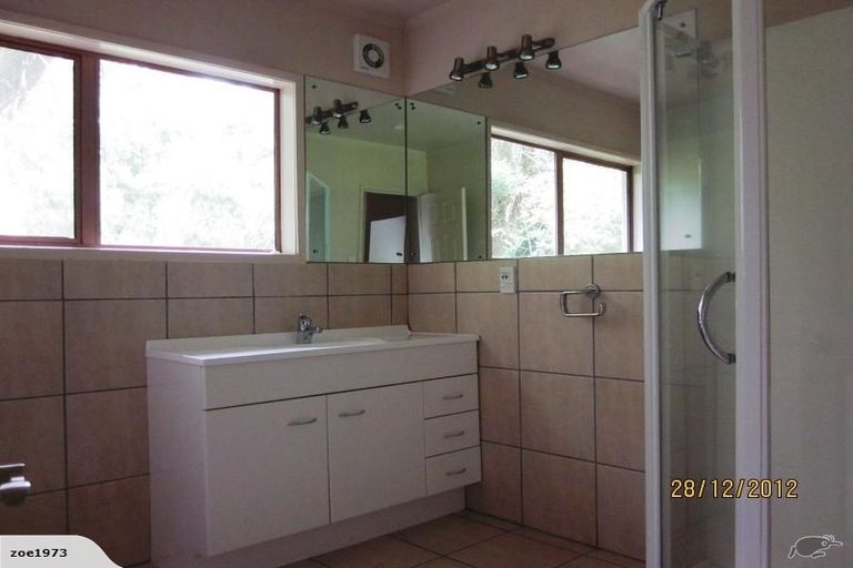 Photo of property in 3 Tinopai Road, Titirangi, Auckland, 0604