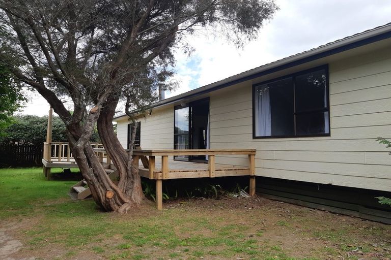 Photo of property in 56 Halberg Street, Glenfield, Auckland, 0629