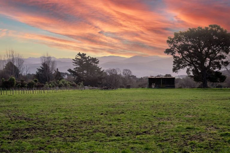 Photo of property in 65a Connollys Line, Carterton, 5713