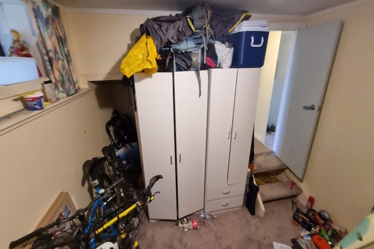 Photo of property in 18 Govind Grove, Ngaio, Wellington, 6035